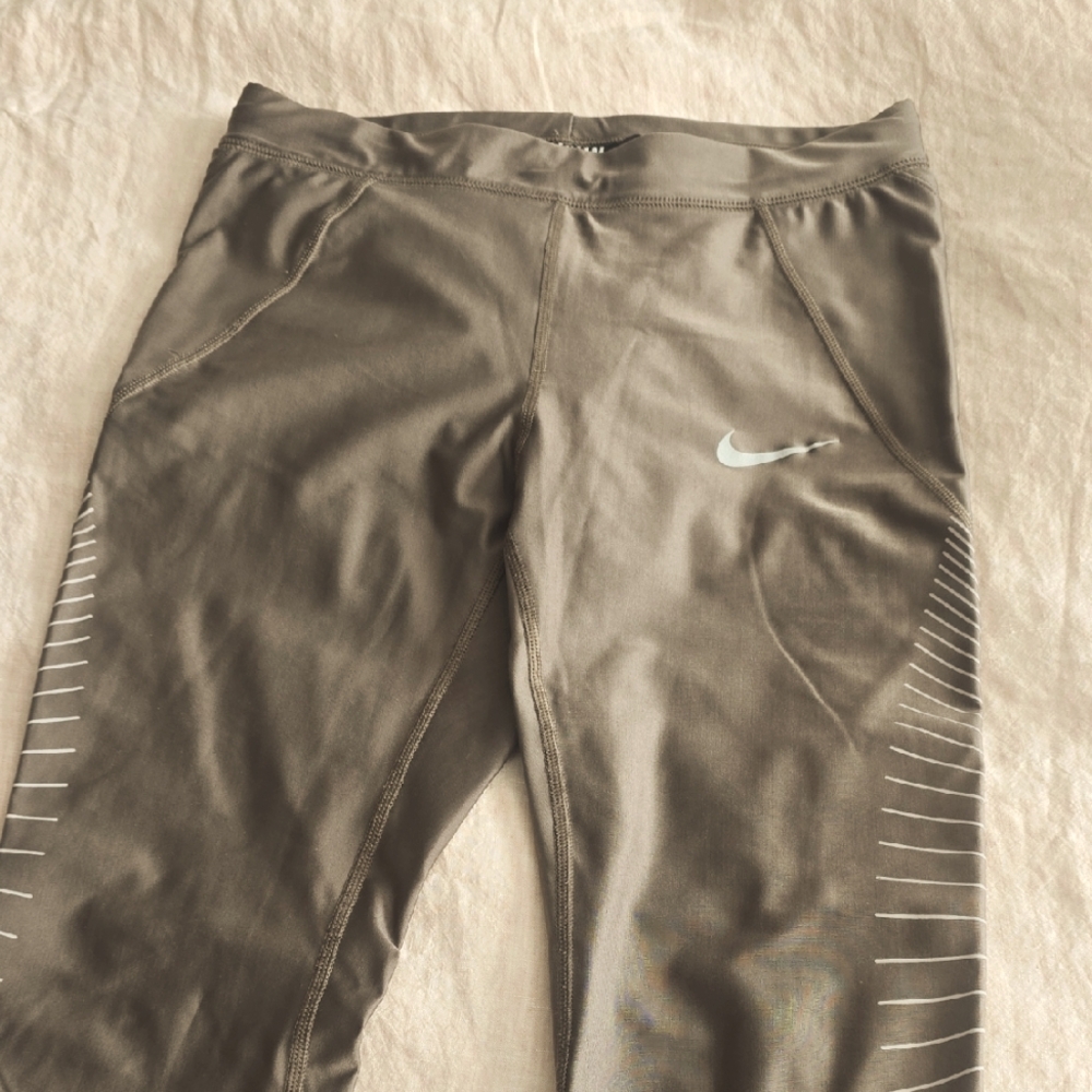 Brown Nike Dri-Fit Runing Tights Size Medium